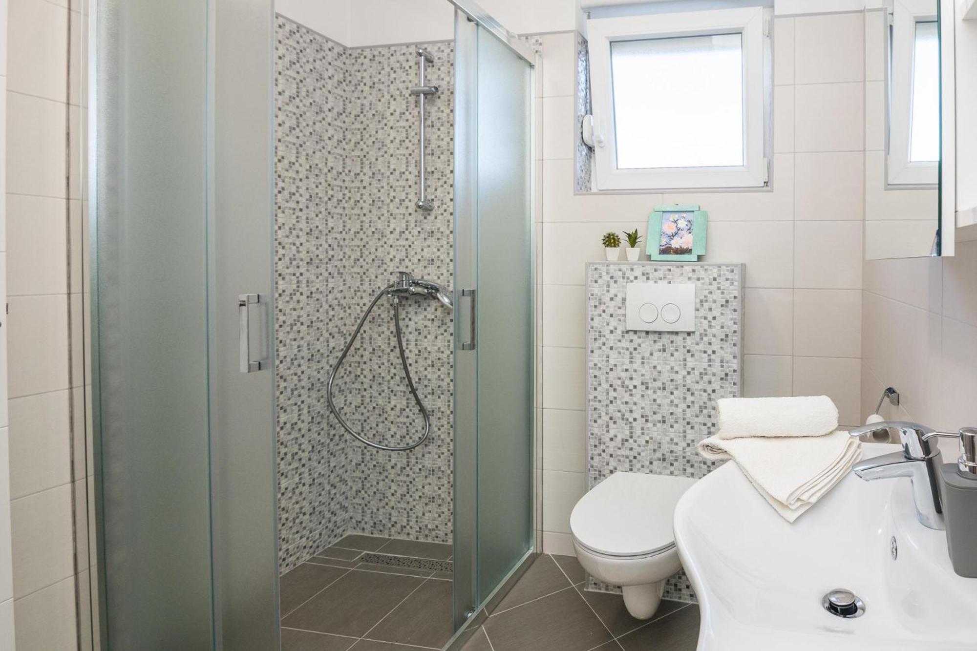 Pool Apartment Bakija 2 - Happy Rentals Pakoštane Kültér fotó